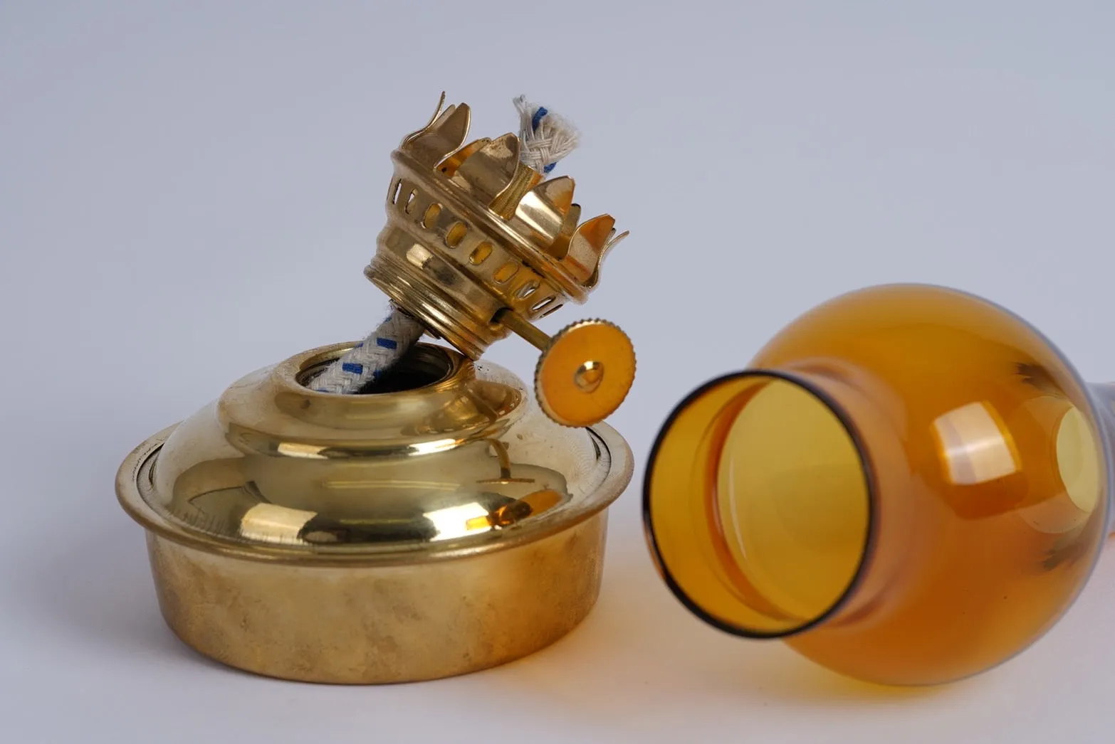 Oil Lamp Mini Amber Glass 6.5" (16.51cm)