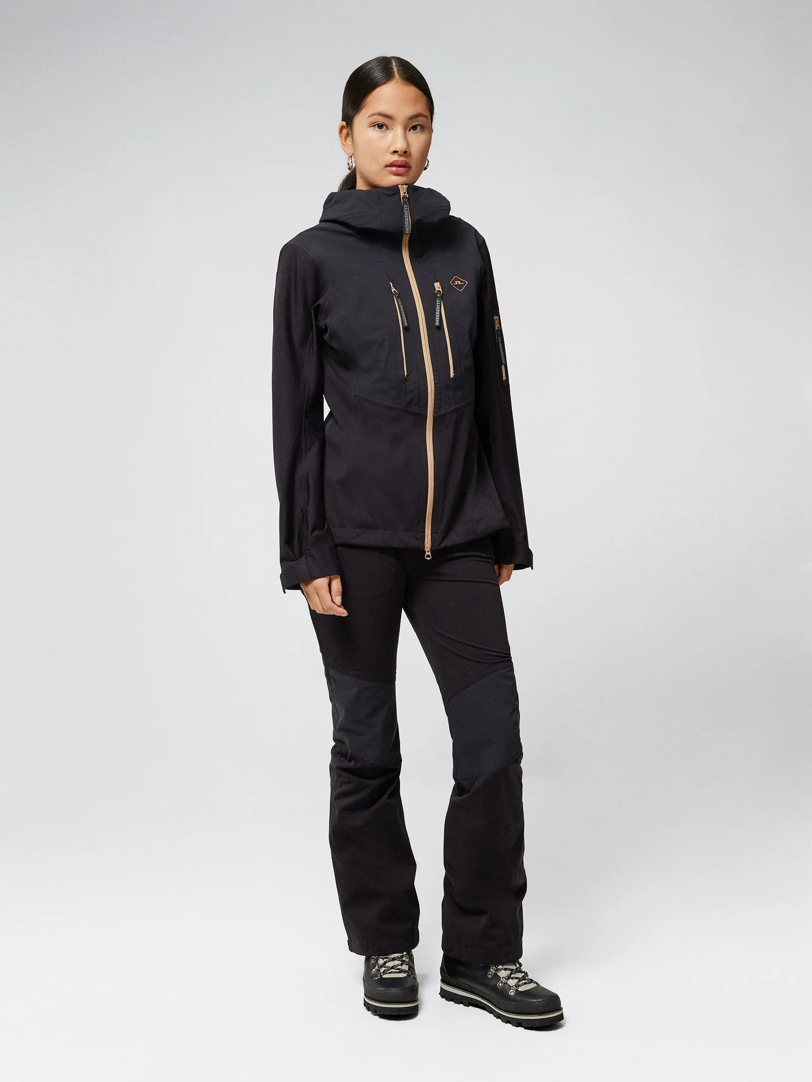 W Summit Softshell Jacket / Black